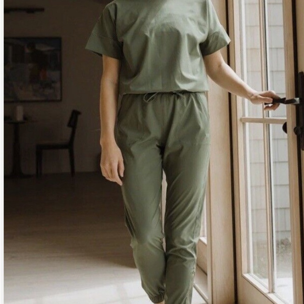 Albion green Jetsetter jumpsuit, size Large.